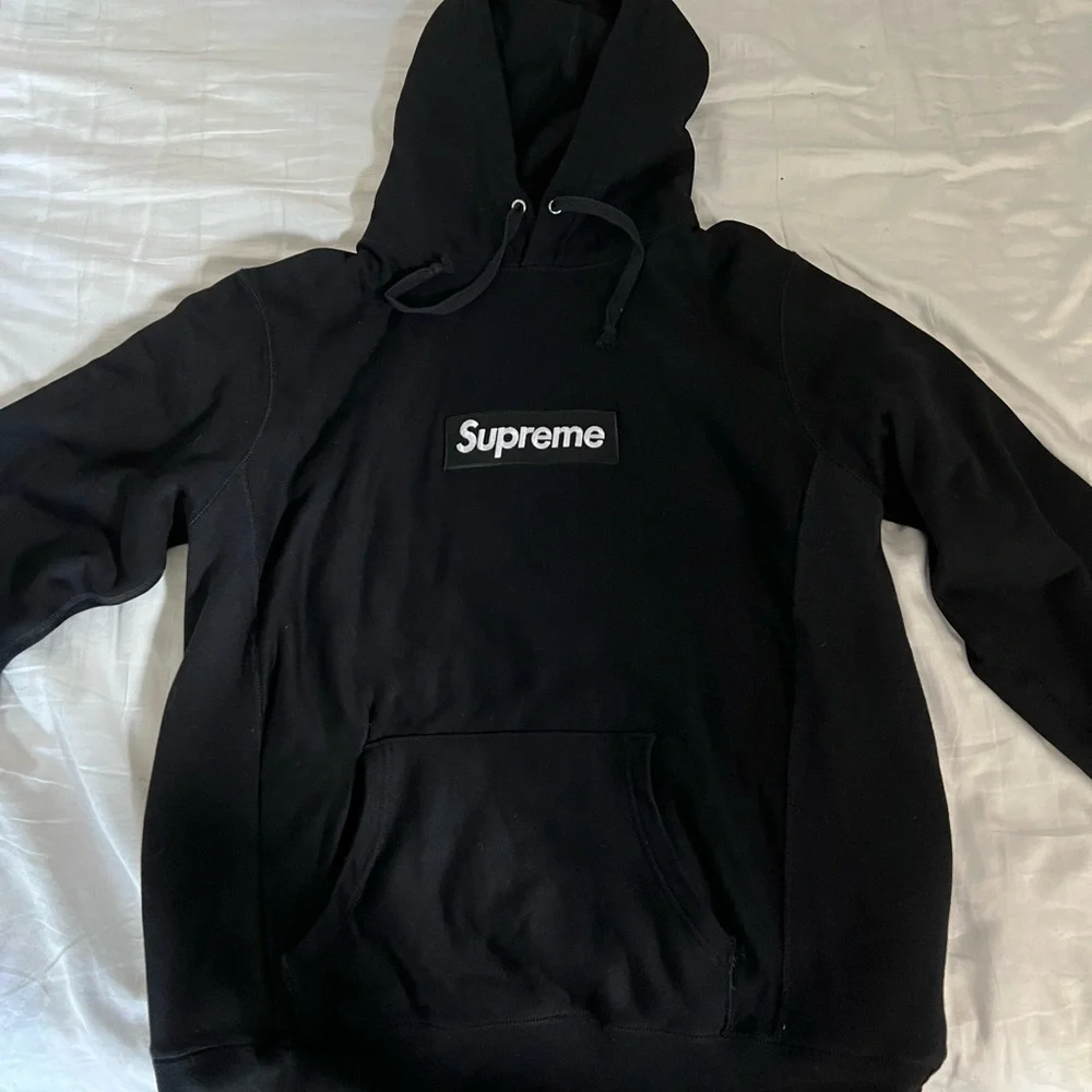 Supreme Box Logo Car Emblem - Black supreme box logo black